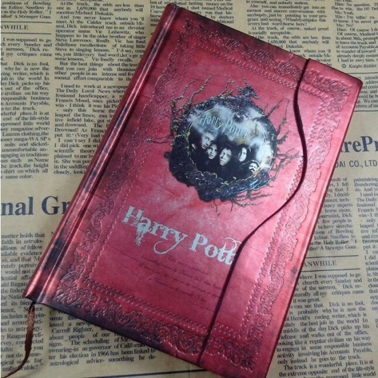 Diář Harry Potter - červený