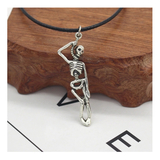 Řetízek Živí mrtví (Walking dead) - oběšenec